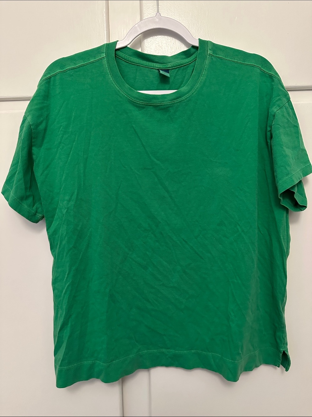 LIKE NEW Old Navy Green Crewneck T-Shirt 100% Cotton